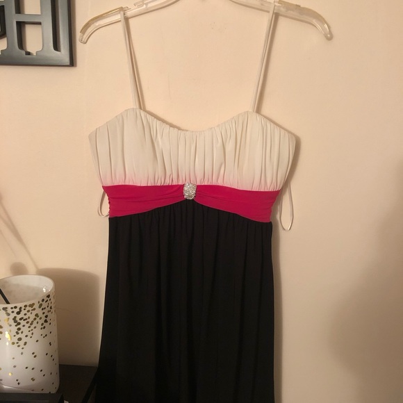 Morgan & Co. Dresses & Skirts - Dress